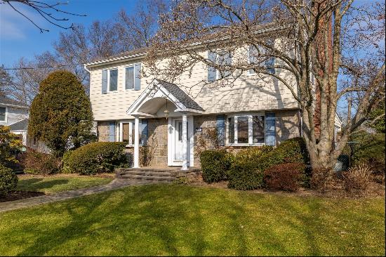 499 Mcdermott Road,Rockville Centre, NY, 11570