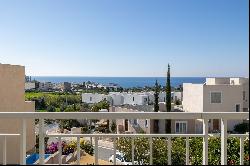 Three Bedroom Detached Sea VIew VIlla in Chloraka, Pafos