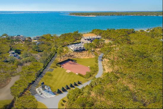 Fantastic Southampton Bay View Estate