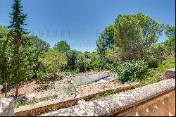 Rustic Mallorca Finca in the southwest with historic oil mill and a lot of potential