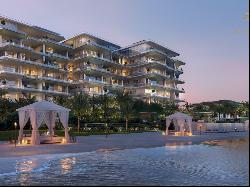 Luxury Waterfront Duplex at Dorchester Collection