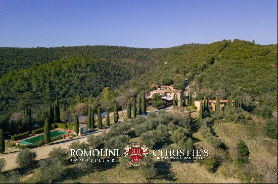 414-HA ESTATE WITH HUNTING RESERVE FOR SALE IN UMBRIA