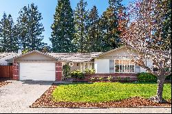 Glenwood Gem! Single Level Home Awaits!