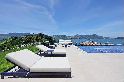 House with panoramic sea views and full leisure in an exclusive condominium