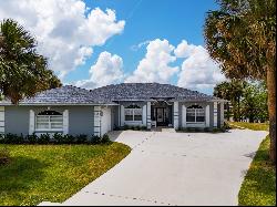 12 Crossway Court W, Palm Coast FL 32137