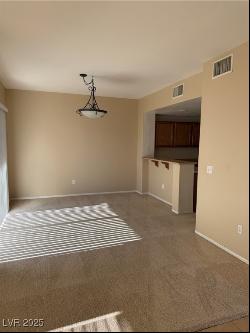 10809 Garden Mist Drive Unit 2053, Las Vegas NV 89135