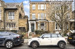 Ramsden Road, London, SW12 8QX