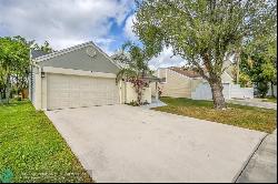 8547 Dynasty Dr, Boca Raton FL 33433