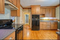 1 Riverbank Rd, Maynard MA 01754