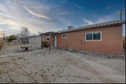 2820 Sioux Street NW, Albuquerque NM 87107