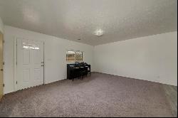 2820 Sioux Street NW, Albuquerque NM 87107