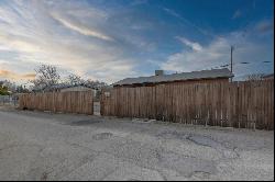 2820 Sioux Street NW, Albuquerque NM 87107