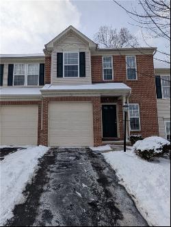 175 Southern Valley Ct, Adams Twp PA 16046