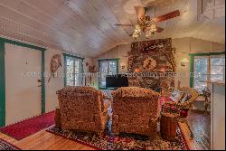 823 Main Road, Ruidoso NM 88345