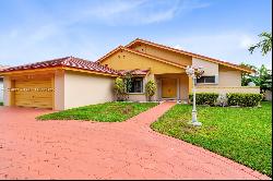 14549 Glencairn Rd, Miami Lakes FL 33016