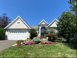 12 Glen Eagles Way, Monroe NJ 08831