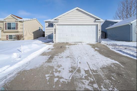 6088 23rd Street S, Fargo ND 58104