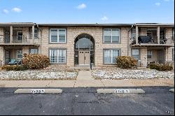 3159 Carefree Lane Unit E, Florissant MO 63033