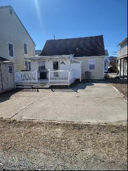 323 36th St, Brigantine NJ 08203