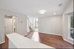 Hamilton Woods End-Unit Townhome Available for Rent