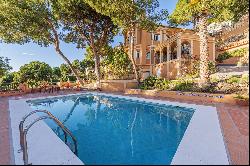 Villa with unparalleled sea views in El Limonar, Malaga.