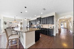 Spacious Family Retreat In Highly-Sought-After Community