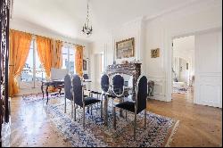 Trocadero / Kléber - Beautiful family and reception apartment with unobstructed view