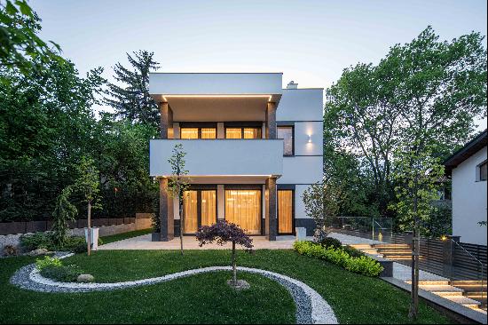 An impressive house with a unique design in the elite district of Boyana