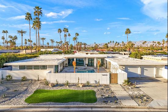 Indian Wells Mid-Century Elegance