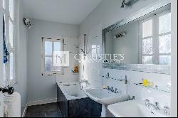 Bordeaux center: Duplex apartment / elevator / 4 bedrooms