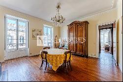 Bordeaux center: Duplex apartment / elevator / 4 bedrooms