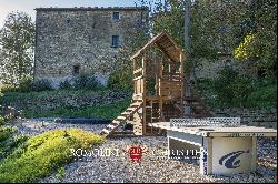 COUNTRY HOUSE WITH POOL FOR SALE IN A PANORAMIC POSITION IN UMBRIA