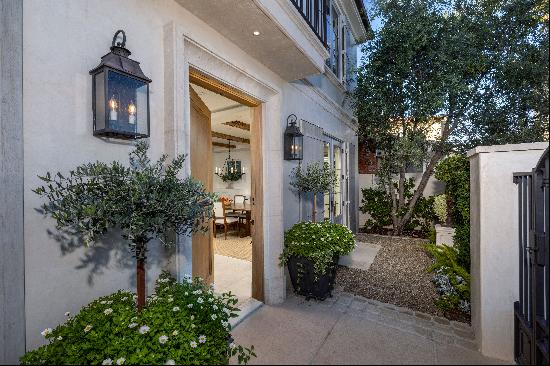 113 Via San Remo, Newport Beach, CA 92663