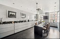 Exceptional Trophy Duplex Apartment in the heart of Mayfair