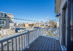 Top Floor Beach Condo