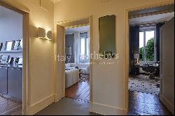 Elegant apartment in Oltrarno