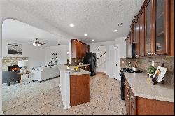 Stunning Home with Spacious Interriors in Fossil Springs