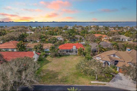 565 Newport Drive, Indialantic, FL, 32903