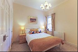 Quoitings Gardens, Marlow, Buckinghamshire, SL7 2FN