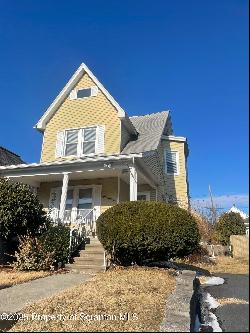 829 N Sumner Avenue, Scranton PA 18504