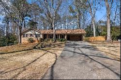 160 Alpine Drive, Roswell GA 30075