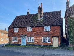 Outwood Lane, Bletchingley, Surrey, RH1 4LR