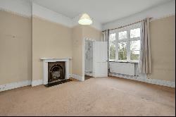 London Street, Chertsey, Surrey, KT16 8AA