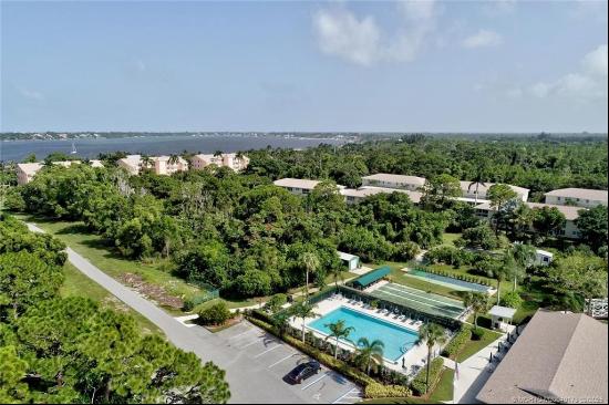 2950 SE Ocean Boulevard Unit 128-5, Stuart FL 34996