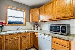 205 W Meadowlark Blvd, Derby KS 67037