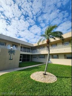 909 SE 46th Lane Unit 104, Cape Coral FL 33904