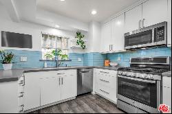 14238 Dickens Street Unit 4, Sherman Oaks CA 91423