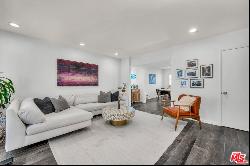 14238 Dickens Street Unit 4, Sherman Oaks CA 91423