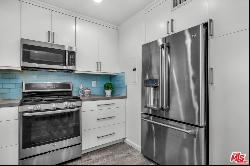 14238 Dickens Street Unit 4, Sherman Oaks CA 91423