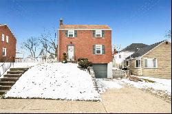 1621 Greencrest Dr, Brookline PA 15226